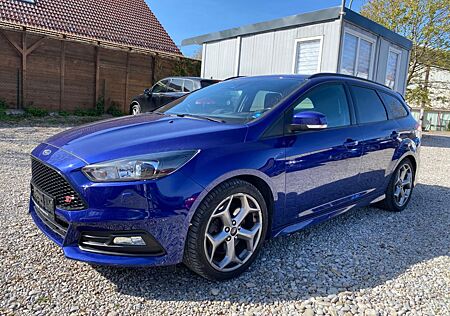 Ford Focus Turnier 2.0 ST*EcoBoost*KLIMA*NAVI*XENON*