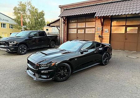 Ford Mustang 5.0 V8*GT*PREMIUM*LED*NAVI*LEDER*AUTO*GARANTIE