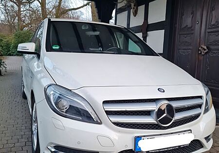 Mercedes-Benz B 180 BlueEFFICIENCY -