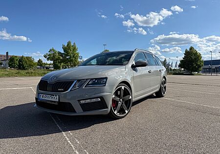 Skoda Octavia 2.0 TSI DSG RS Combi RS