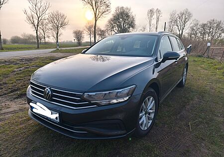 VW Passat Variant Volkswagen 1.5 TSI OPF DSG Business Vari...