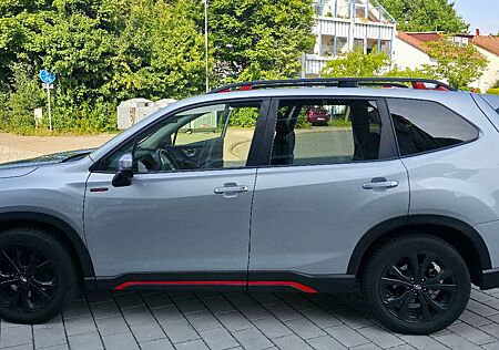 Subaru Forester 2.0ie EDITION SPORT40 Lineartronic