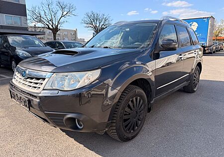Subaru Forester 2.0 Diesel AWD AHK Leder Sitzh Tempo