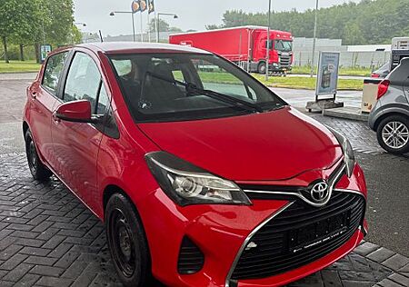 Toyota Yaris Basis