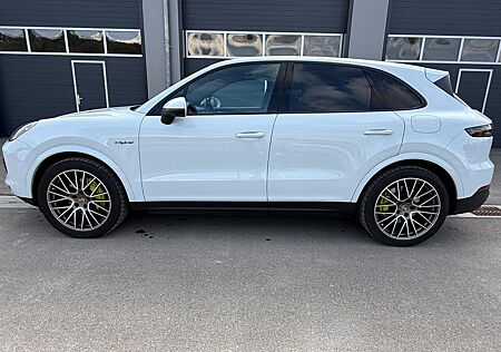 Porsche Cayenne E-Hybrid Platinum Edition+AHK+Pano+Alu21