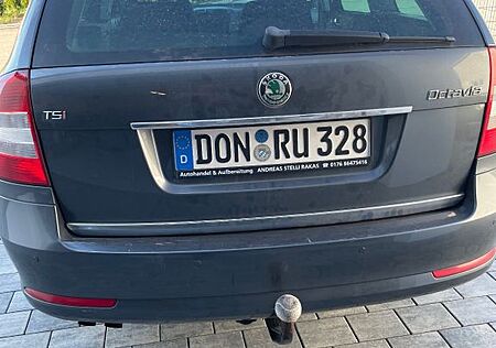 Skoda Octavia 1.8 TSI DSG Elegance Combi Elegance