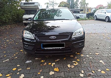 Ford Focus 1,8 Style Style