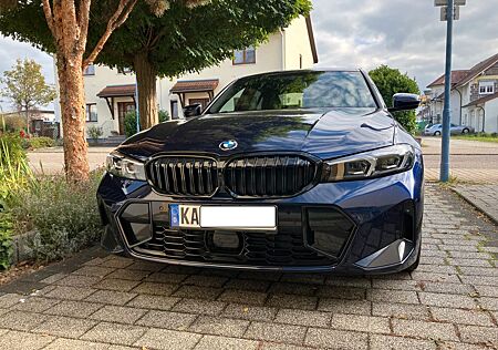 BMW 330 gebraucht kaufen BMW 330iA / Jahreswagen / ACC/ GSD / HK / LED / Lede