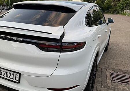 Porsche Cayenne E-Hybrid -