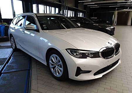 BMW 320d xDrive Touring AUTOMAT./AHK/ACC/WINTERPAKET