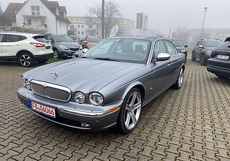 Jaguar XJ 4.2 XJ8 Executive TRAUM ZUSTAND