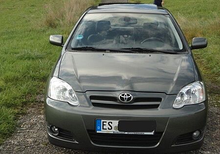 Toyota Corolla 1.6 Automatik Executive Ausstattung