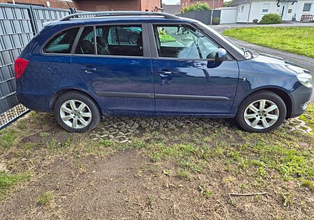 Skoda Fabia 1.2l TSI 77kW Family Combi mit AHK Fest