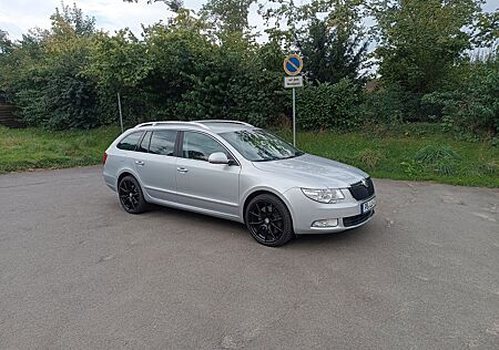 Skoda Superb 3.6 VR6 DSG 4x4 Elegance Combi