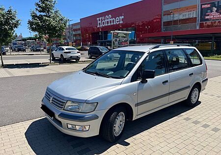 Mitsubishi Space Wagon 2.0L Scheckheftgepflegt TÜV NEU