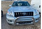 Toyota Land Cruiser 3.0 D-4D Travel**8 Sitzer**Long****