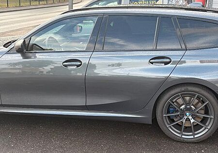 BMW M340d ,HUD,Pano,Laser,Harman Kardon,Leder