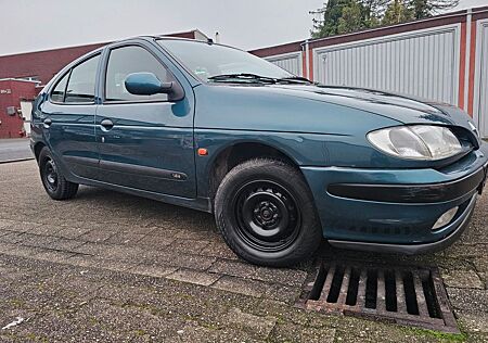 Renault Megane MEGAN. AUTOMATIK TÜV.01.2027