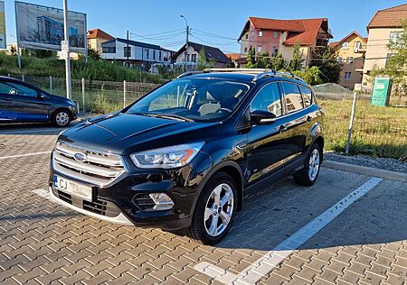 Ford Kuga Titanium 2017, 113.200 km, 4x4 Automat