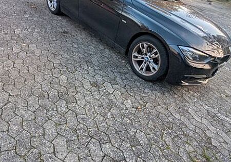 BMW 320i Luxury Line Luxury Line