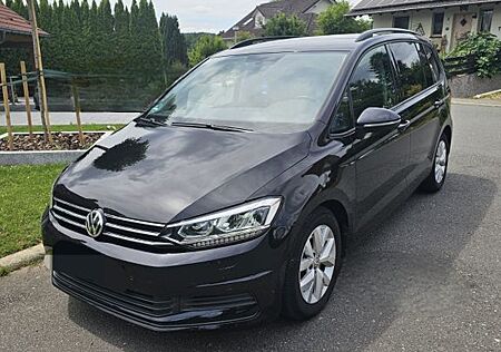 VW Touran Volkswagen 1.6 TDI SCR Comfortline Comfortline