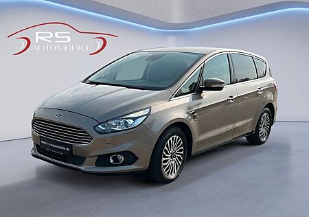 Ford S-Max Titanium