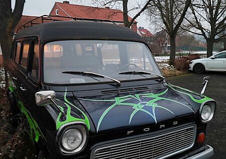Ford Transit 150