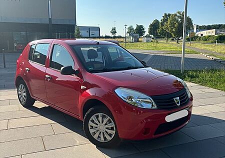 Dacia Sandero 1.2 16V 75 - | * TÜV NEU* | AHK