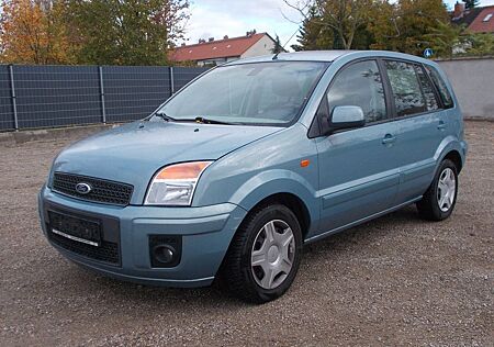 Ford Fusion Style im ordentlichem Zustand !!!