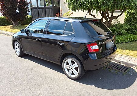 Skoda Fabia 1.2l TSI DSG 81kW Style Style
