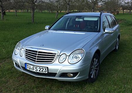 Mercedes-Benz E 280 4MATIC T CLASSIC Classic