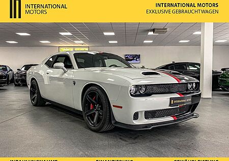 Dodge Challenger SRT Hellcat Redeye 6.2l V8 2-face