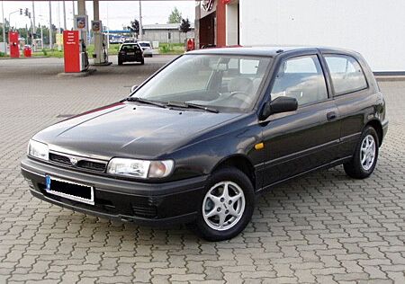 Nissan Sunny 1.4 LX LX