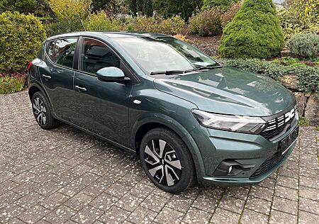 Dacia Sandero TCe 90 Expression+NAVI+KAMERA+PDC+SOFORT