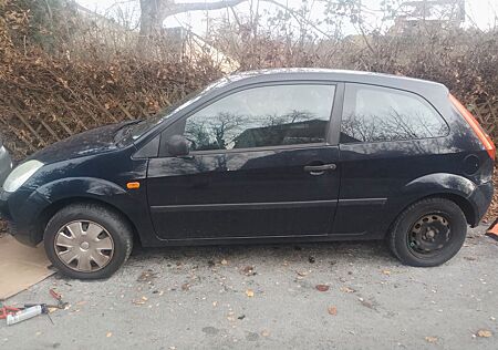 Ford Fiesta 1.3 51 kW TÜV bis 03/27
