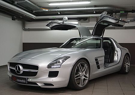 Mercedes-Benz SLS AMG Coupe´ BRD 2. Hand Sammlerzustand