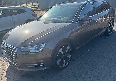 Audi A4 2.0 TDI Avant -