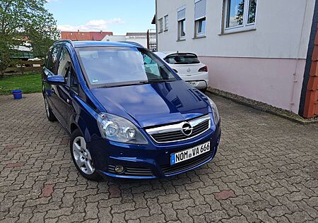 Opel Zafira 1.8 Sport Sport