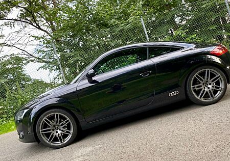 Audi TT Coupe 1.8 TFSI -19 Zoll + Winterreifen