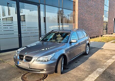 BMW 523i 5er Touring M- Paket (E61) Facelift