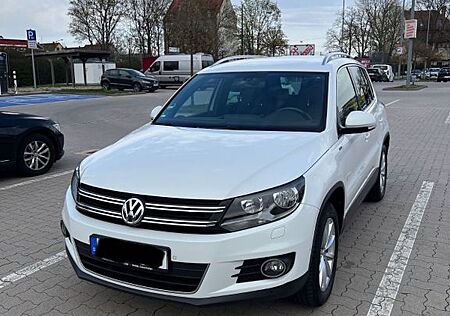 VW Tiguan Volkswagen 2.0 TDI SCR DSG 4M BMT LOUNGE Sport &...