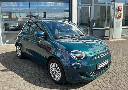 Fiat 500E Limousine 42 kWh *Komfort-Paket*