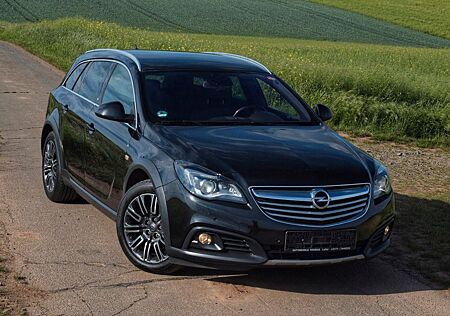 Opel Insignia CT 2.0BiTDI Zahnriemen neu, BOSE, Leder