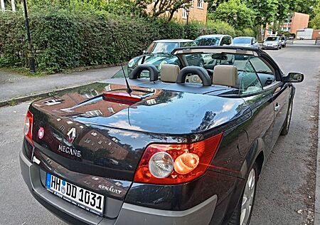 Renault Megane Cabriolet 1.6i-82 kW-Tüv05/26-1.650€ Fest