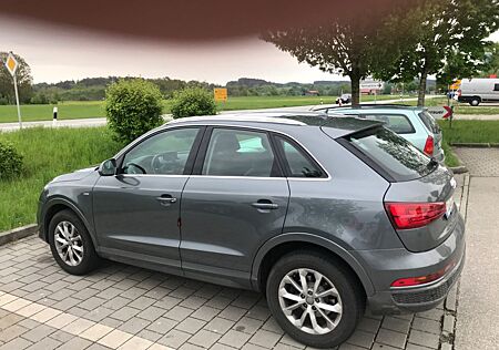 Audi Q3 2.0 TDI quattro S tronic 135kW sport sport