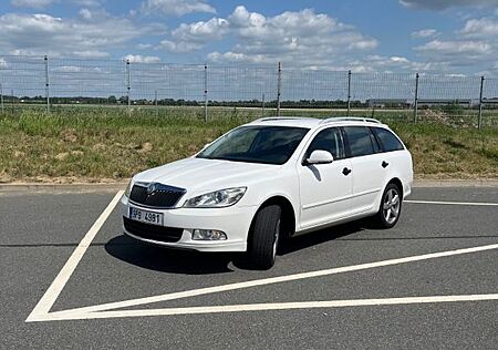 Skoda Octavia 2.0 TDI Ambiente Combi Ambiente
