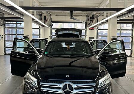 Mercedes-Benz GLC 220 d 4MATIC Autom. -