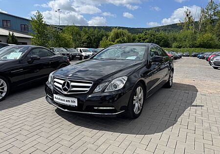 Mercedes-Benz E 220 E -Klasse Coupe CDI BlueEfficiency