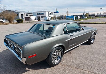 Ford Mustang 302cui, 250ps, Roller Motor