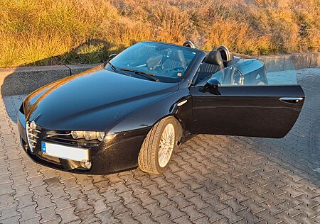 Alfa Romeo Spider 2.2 JTS 16V Exclusive, TÜV neu